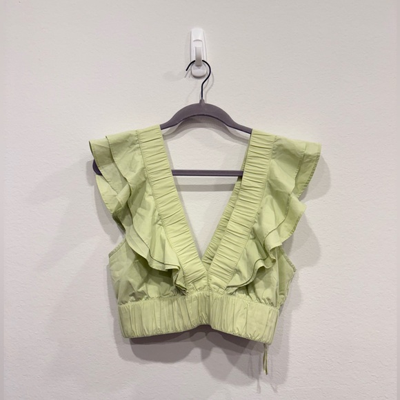 Abercrombie & Fitch Light Green Ruffle Crop Top - Picture 1 of 3